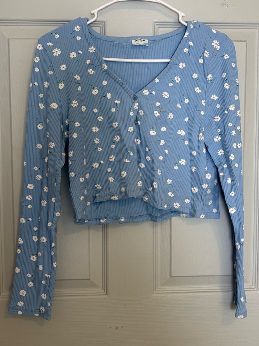 Cotton On Light Blue Floral Cropped Button-Up Cardigan